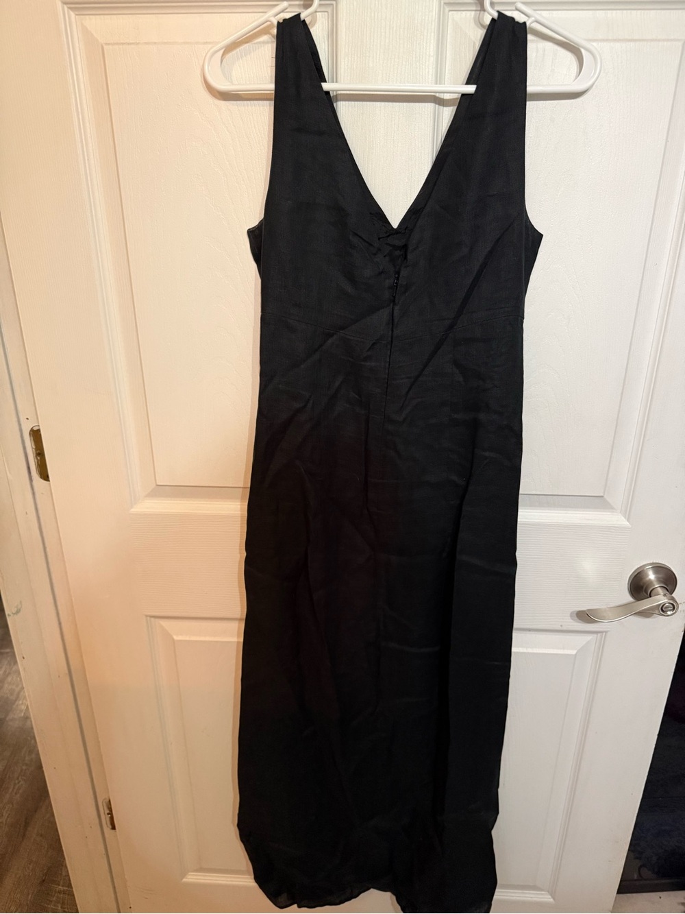 Banana Republic Linen Classic Black V-Neck Women's Dress
